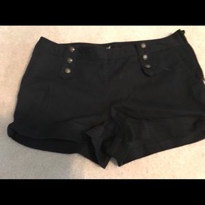 H&M black shorts